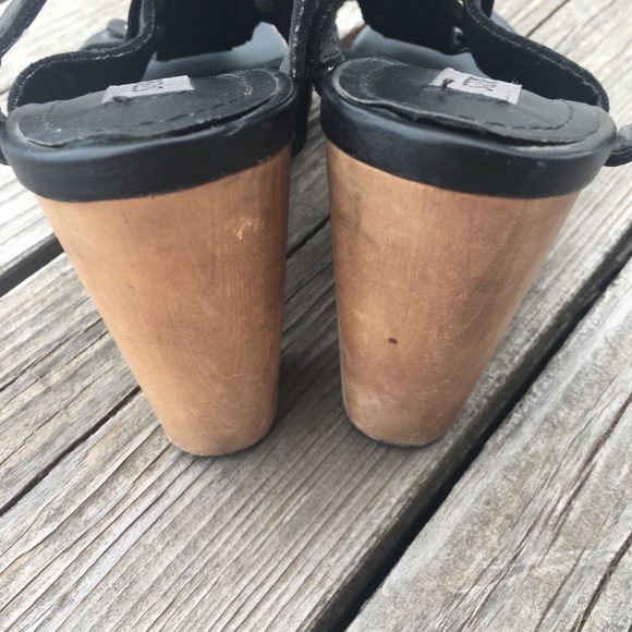 Steve Madden Black Heels - Picture 6 of 8